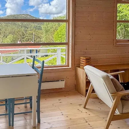 1 Bedroom Cozy In Forde I Hordaland