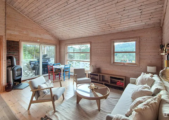 Ferienhaus 1 Bedroom Cozy In Forde I Hordaland *