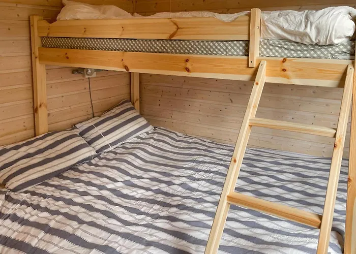 1 Bedroom Cozy In Forde I Hordaland *